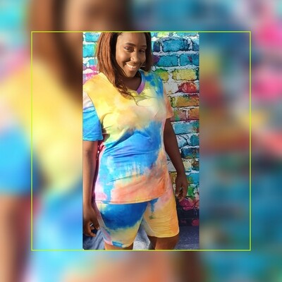 Queen Tie Dye Light